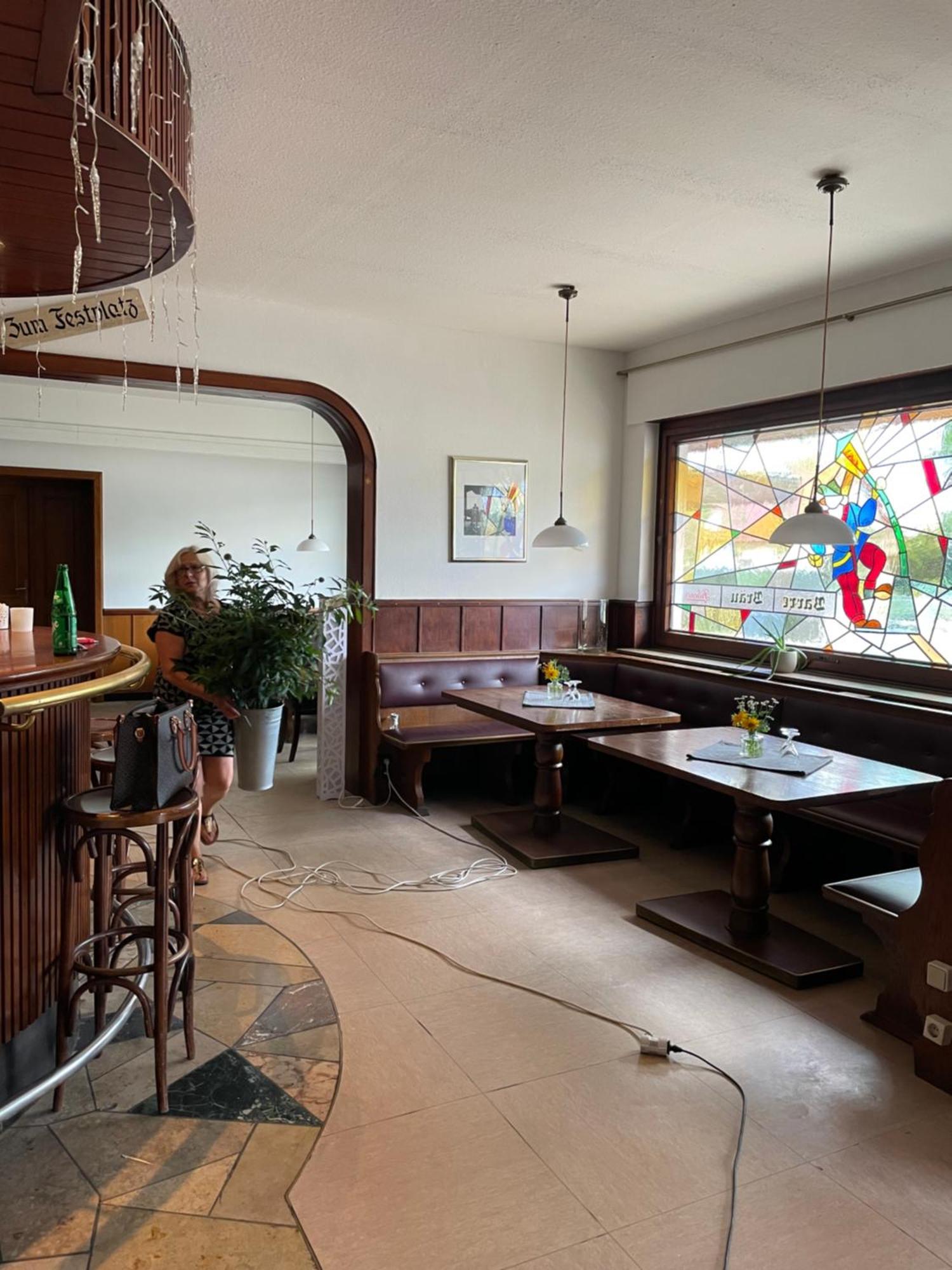 ホテル Bistro-Zur-Quelle ミンデン エクステリア 写真