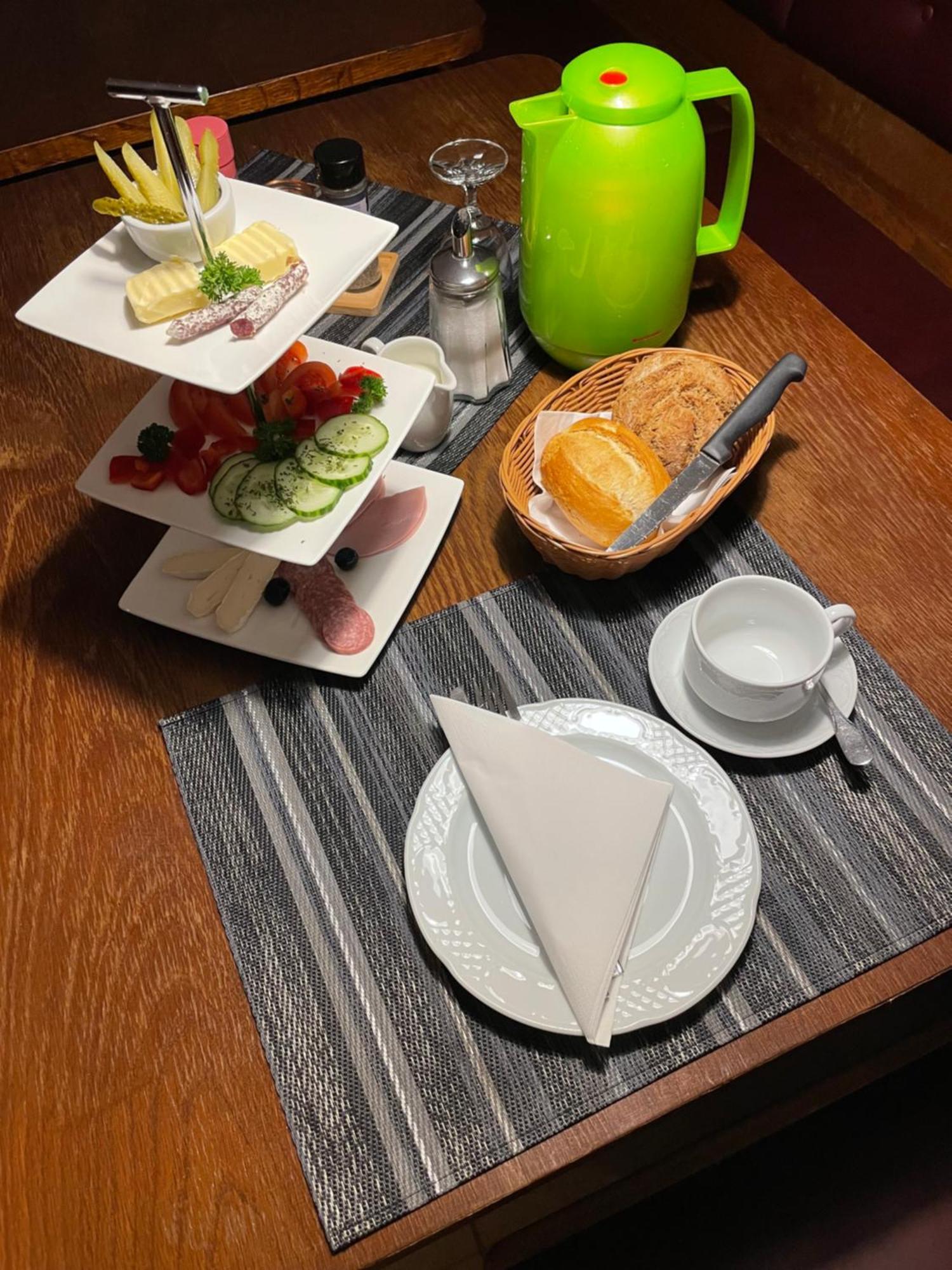 ホテル Bistro-Zur-Quelle ミンデン エクステリア 写真